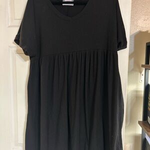 Chic Black Midi Dress